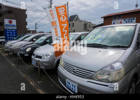 Occasion/Gebrauchtwagen Shop, Isehara City, Präfektur Kanagawa, Japan Stockfoto