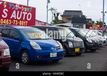 Occasion/Gebrauchtwagen Shop, Isehara City, Präfektur Kanagawa, Japan Stockfoto