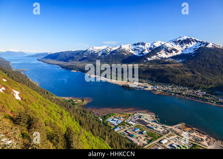 Juneau, Alaska. Luftaufnahme der Gastineau Channel und Douglas Island. Stockfoto