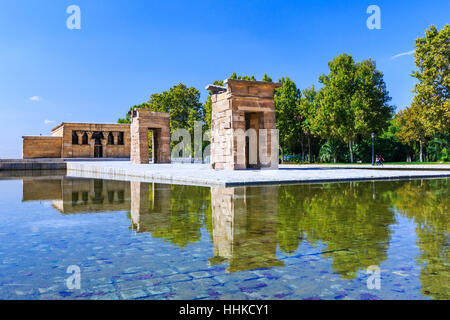 Madrid, Spanien. Der Tempel von Debod (Templo de Debod) einem alten ägyptischen Tempel. Stockfoto