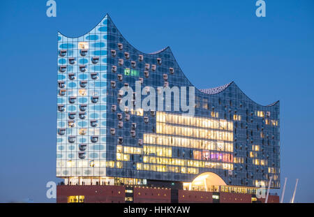 Elbphilharmonie, Hamburg, Deutschland; Ansicht des neuen Opernhauses der Elbphilharmonie in Hamburg, Deutschland. Stockfoto