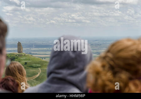 Blick auf die alten verfallenen Wachturm von Montecorvino Stockfoto