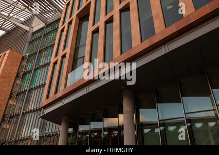 Das Exterieur des neuen Crick Instituts. Francis Crick Institut ist eine biomedizinische Forschungszentrum in London. Stockfoto