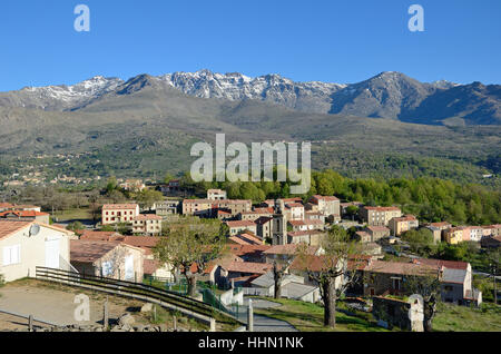 Bergdorf mitten in Corsica Stockfoto