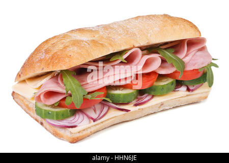 Ciabatta-Sandwich mit Schinken, frischem Gemüse und Rucolasalat isoliert auf weißem Hintergrund horizontale Stockfoto