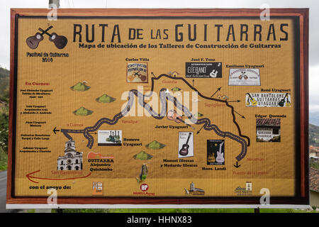 Juli 22,2016 San Bartolome, Ecuador: am Straßenrand Detailkarte der Gitarre Hersteller Route im Hochland Ecuadors Stockfoto