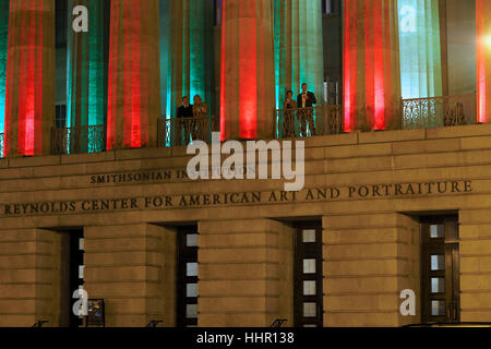 Washington, DC, USA. 19. Januar, 2017. Von den Teilnehmern an der Oklahoma State Gesellschaft Gala auf dem Balkon der National Portrait Gallery. Stockfoto