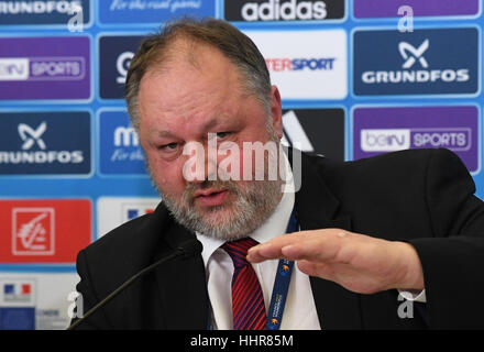 Rouen, Frankreich. 20. Januar 2017. DHB-Präsident Andreas Michelmann spricht während einer Pressekonferenz für die Handball-Welt-Championshion in Rouen, Frankreich, 20. Januar 2017. Foto: Marijan Murat/Dpa/Alamy Live News Stockfoto