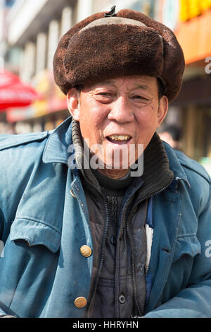 Chinesisch-Straße Verkäufer, Wuzhong, Provinz Ningxia, China Stockfoto