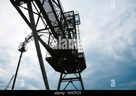 Der Hafen und seine Umgebung in Harburg bei Hamburg/Deutschland Stockfoto