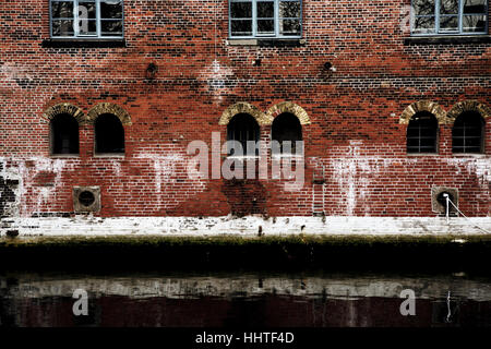 Der Hafen und seine Umgebung in Harburg bei Hamburg/Deutschland Stockfoto