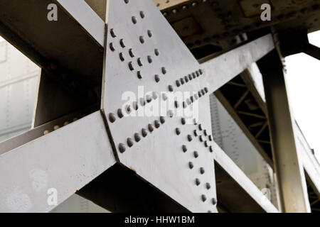 Nahaufnahme der Rollenden Klappbrücke Überqueren der Stanley Docks in Liverpool Stockfoto