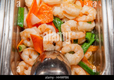 Sweet & Sour Riesengarnelen serviert. Stockfoto