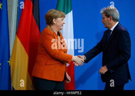 BKin Angela Merkel, Paolo Gentiloni - Treffen der dt. Bundeskanzlerin Mit Dem Italienischen Premierminister, Bundeskanzleramt, 18. Januar 2017, Berlin Stockfoto