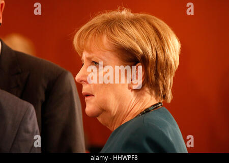 BKin Angela Merkel - Treffen der dt. Bundeskanzlerin Mit Den Ministerpraesidenten der Laender, Bundeskanzleramt, 8. Dezember 2016, Berlin. Stockfoto