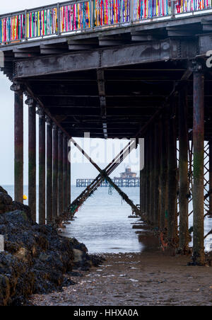 Herne Bay Pier und alten Pier an der Küste von Kent Stockfoto