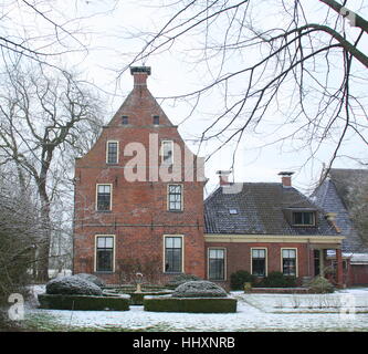 Borg Piloersemaborg aus dem 16. Jahrhundert in Den Ham. Die Niederlande Stockfoto