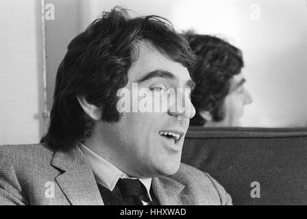 Anthony Newley, fotografiert in einem Interview im Jahr 1968 Stockfoto