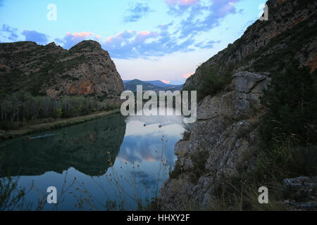 Wandern rund um See Sant Llorenc de Montgai Stockfoto