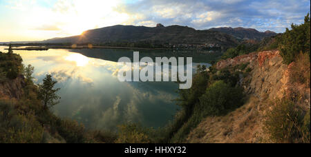 Wandern rund um See Sant Llorenc de Montgai Stockfoto