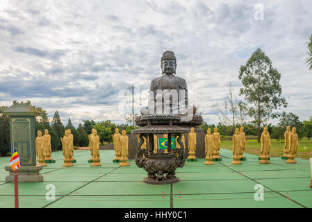 Buddha-Statue, die als Amulette der Buddhismus-Religion in Foz do Iguaçu, Brasilien Stockfoto