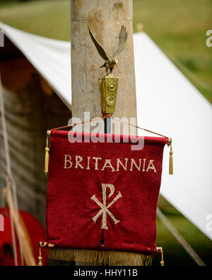 Britannia Standard Flagge und Gold eagle Stockfoto