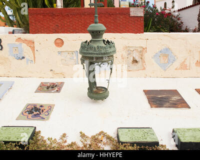 Skurrile Kunst und Bildhauerei an der Villa Tabaiba Corralejo, Fuerteventura. Stockfoto