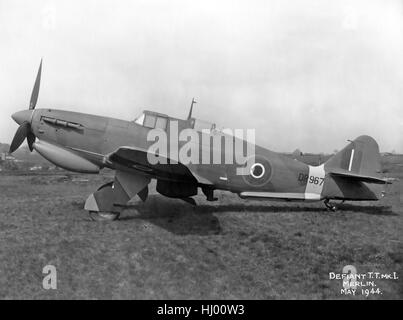 BOULTON PAUL DEFIANT t.t. Mk 1 codiert DR967 mit Rolls-Royce Merlin-Motor im Mai 1944 während als Ziel Schlepper verwendet.  Air Ministry Foto. Stockfoto