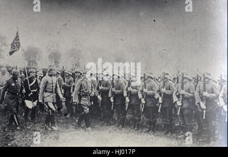 Antike 1918 Foto, Kaiser Wilhelm II. und Kronprinz Wilhelm auf der Vorderseite. Stockfoto