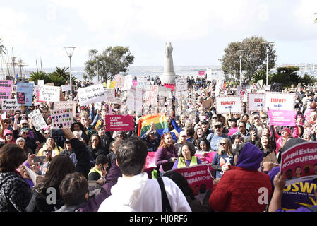 San Diego, CA, USA. 21. Januar 2017. SAN DIEGO, CA - 21 Januar: Frauen Marsch auf San Diego am 21. Januar 2017 in der Innenstadt von San Diego, Kalifornien. Bildnachweis: Tom Walko/ZUMA Draht/Alamy Live-Nachrichten Stockfoto