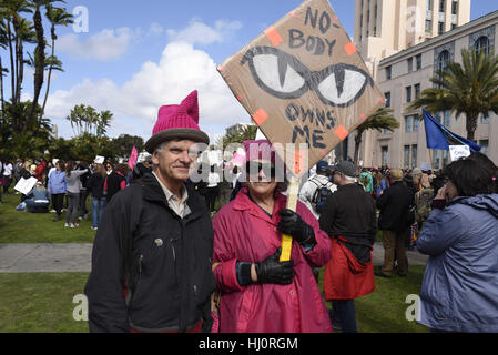 San Diego, CA, USA. 21. Januar 2017. SAN DIEGO, CA - 21 Januar: Frauen Marsch auf San Diego am 21. Januar 2017 in der Innenstadt von San Diego, Kalifornien. Bildnachweis: Tom Walko/ZUMA Draht/Alamy Live-Nachrichten Stockfoto