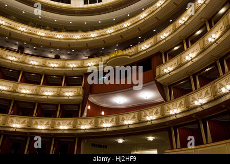 Wien, Österreich - 2. Januar 2016: Innenraum der Wiener Staatsoper, Wiener Staatsoper Stockfoto