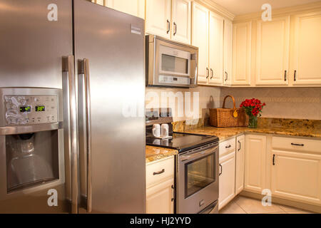 Designer-Küche-Einrichtung, Wohn-Haus, USA Stockfoto