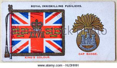 Royal Inniskilling Fusiliers Regiments Standard und Kappe Abzeichen Stockfoto