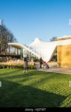 The Magazine Restaurant, Serpentine Gallery, Hyde Park, London, England, VEREINIGTES KÖNIGREICH Stockfoto