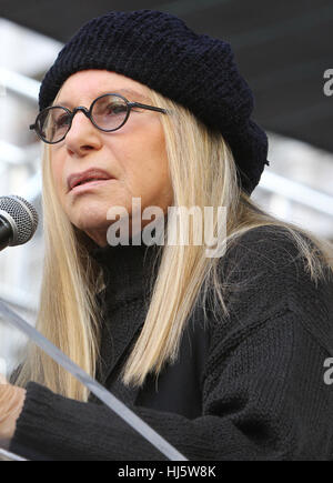 ALos Angeles ca. 21. Januar 2017. Barbra Streisand, an Frauen in März Los Angeles in die Innenstadt von Los Angeles In Kalifornien am 21. Januar 2017. Bildnachweis: Faye lernen/Medien Punch/Alamy Live-Nachrichten Stockfoto