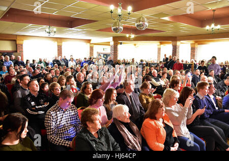 Clonoe, Irland. 25. Januar 2017. Ein verpackt, Gemeindesaal, neuen Sinn Féin Führer Michelle O'Neill in Clonoe begrüßen zu dürfen. Bildnachweis: Mark Winter/Alamy Live-Nachrichten Stockfoto