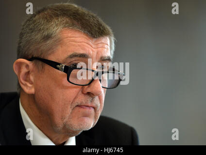 Tschechische Vizepremierminister und Finanzminister Andrej Babis, Fotos, Pläne, sich seine Beziehung zu der Agrofert Holding Anfang Februar sagte er CTK gleichzeitig die Zollbeamten in Jiloviste heute auf Donnerstag, 26. Januar 2017, fügte hinzu, dass das neue Gesetz, das ihn zwingt, aufgeben Agrofert verfassungsfeindliche. (CTK Foto/Katerina Sulova) Stockfoto