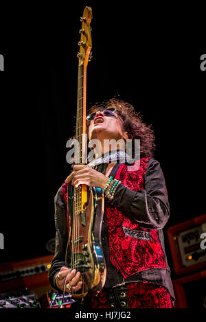 Glenn Hughes auf Gesang & Bass an Islington Assembly Hall, London, UK Stockfoto