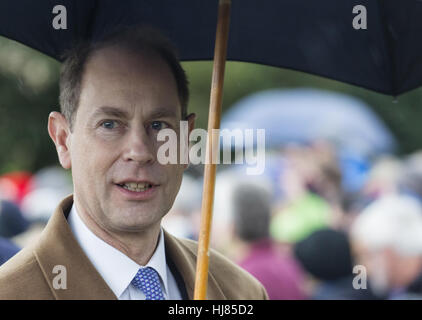 Die königliche Familie besuchen die Kirche von St. Mary Magdalene auf dem Anwesen von Sandringham in Norfolk auf Weihnachten 2015 Featuring: Prinz Edward Where: Kings Lynn, Großbritannien wenn: 25. Dezember 2015 Credit: Ward/WENN.com Stockfoto