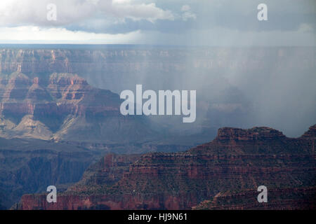 Schlucht, Arizona, Naturwunder, Gewitterwolken, blau, groß, groß, enorm, Stockfoto