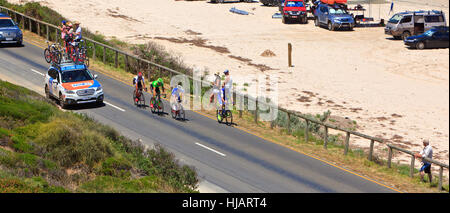 Tour Down Under TDU Santos Bike-Radrennen Menge Aldinga Beach South Australian Australia Sport Sportveranstaltung in die Pedale Stockfoto