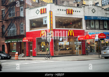 McDonald's Express Restaurant im Stadtteil "Hudson Square" von New York auf Sonntag, 22. Januar 2017. (© Richard B. Levine) Stockfoto