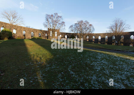 Stadt von Oban, Schottland. Malerische Innenansicht der McCaig es Tower. Stockfoto