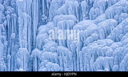 Plitvicer Seen gefrorenen Wasserfall Stockfoto