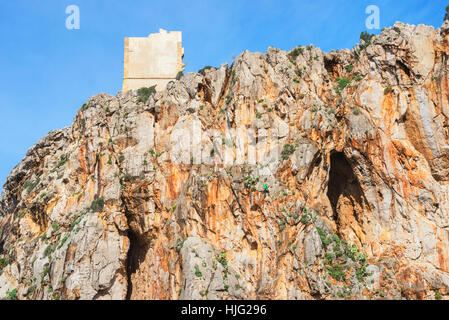 Person hochalpin rockt, Climbing Festival, San Vito Lo Capo, Sizilien, Italien Stockfoto