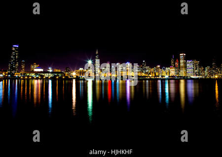 Skyline von Chicago aus Adlers planetarium Stockfoto