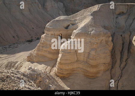 Qumran, Höhle Nr. 4, wo die wichtigsten Erkenntnisse der Schriftrollen vom Toten Meer 16.000 wurden, Fragmente gefundene hier gemachte 500 Schriftrollen. Israel. Stockfoto