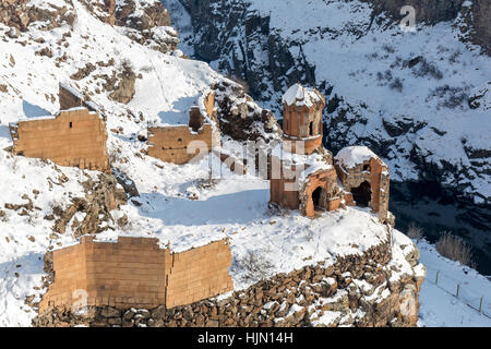 Hripsime (Bakireler) Klostergarten in Ani ist eine zerstörte mittelalterlichen armenischen Stadt jetzt befindet sich in der türkischen Provinz Kars und neben der geschlossenen Grenze wi Stockfoto