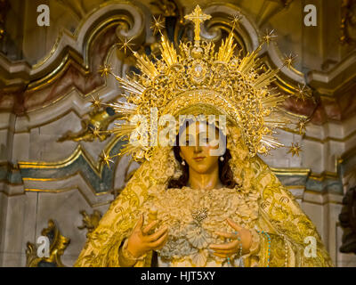 Jungfrau Maria schweben In der Kathedrale Jerez De La Frontera Andalusien Spanien Stockfoto